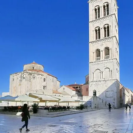 Gostinjska kuća Neva Modern 4*