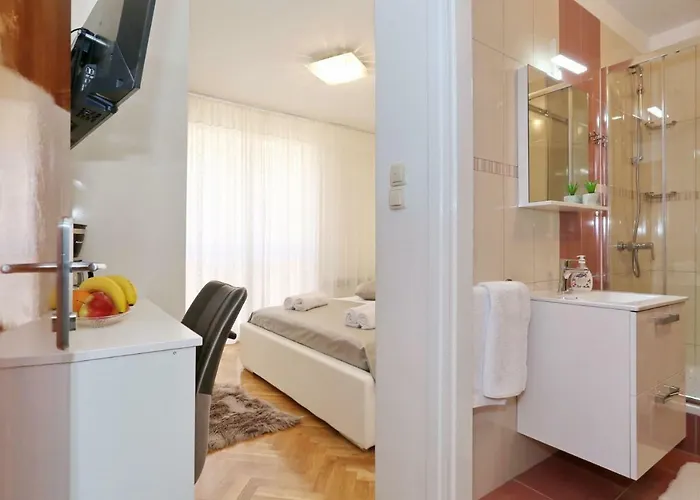 Gasthof Neva Modern Zadar