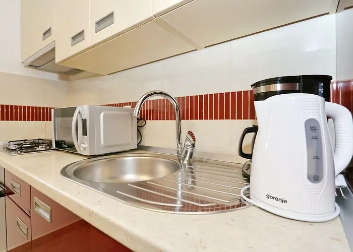 Neva Modern Gasthof Zadar